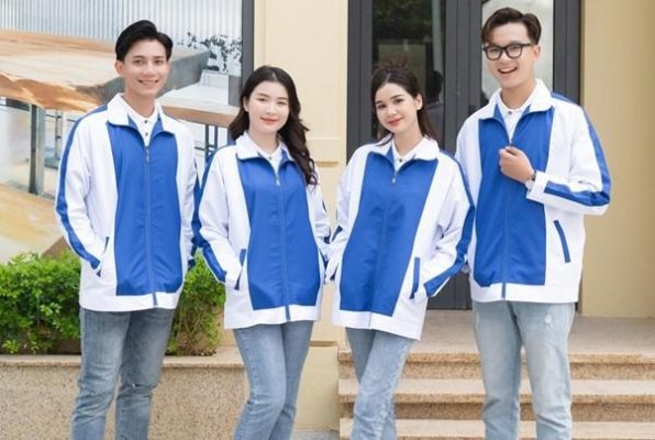 5 mẫu đồng phục áo khoác gió phổ biến 2 dong phuc ao khoac the thao