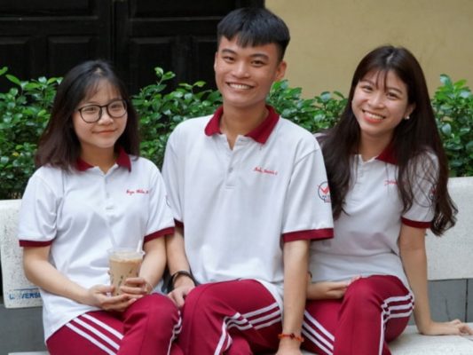 dong phuc ngo thoi nhiem