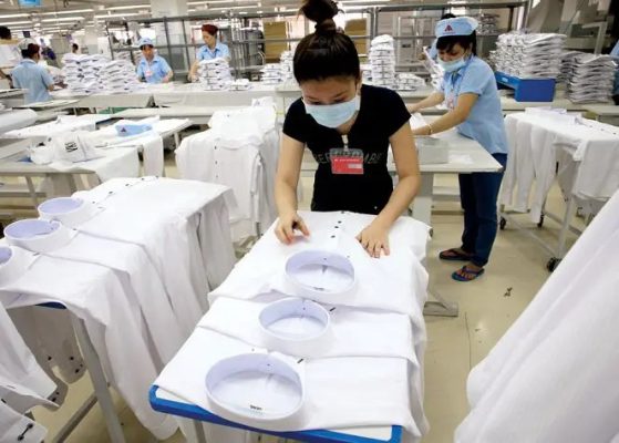 Công ty may áo thun đồng phục theo yêu cầu uy tín 4 xuong may dong phuc